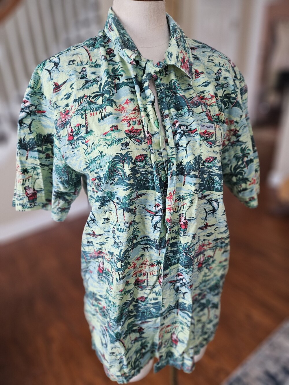 Columbia Christmas Santa Fishing Shirt Large